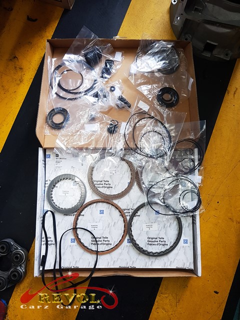 8-Gearbox repair kit copy.jpg