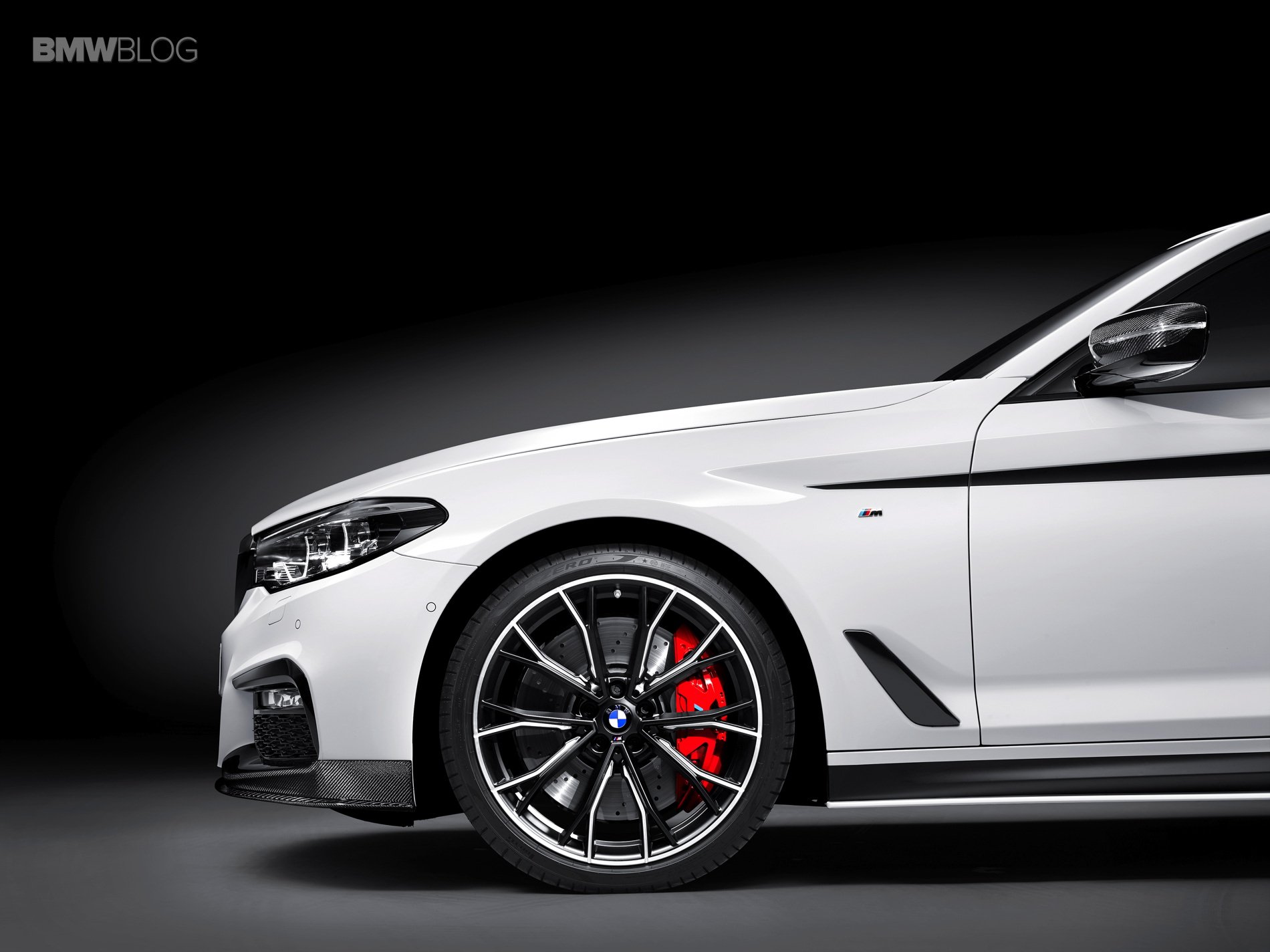 2017 BMW 5 Series Sedan With M Performance Accessories Premiered