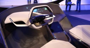 [Video] BMWâ€™s Futuristic HoloActive Touch Demo