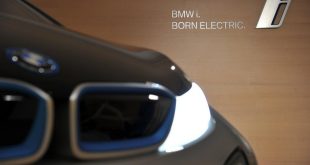 BMW believes in both battery-electric and hydrogen vehicles