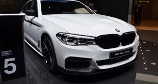 [World Premiere] BMW 5 Series Touring at 2017 Geneva