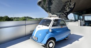 [Video] BMW Isetta The Strange, Driven by Doug DeMuro