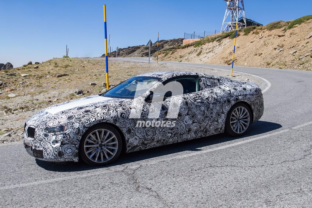 [Spy Photos] BMW 8 Series on Spanish Heat