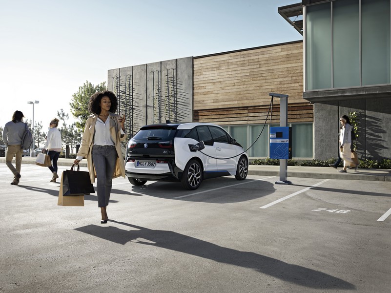 The New Bmw I3 94 Ah With More Range Now Available In Singapore Bmw Sg Bmw Singapore Owners Community