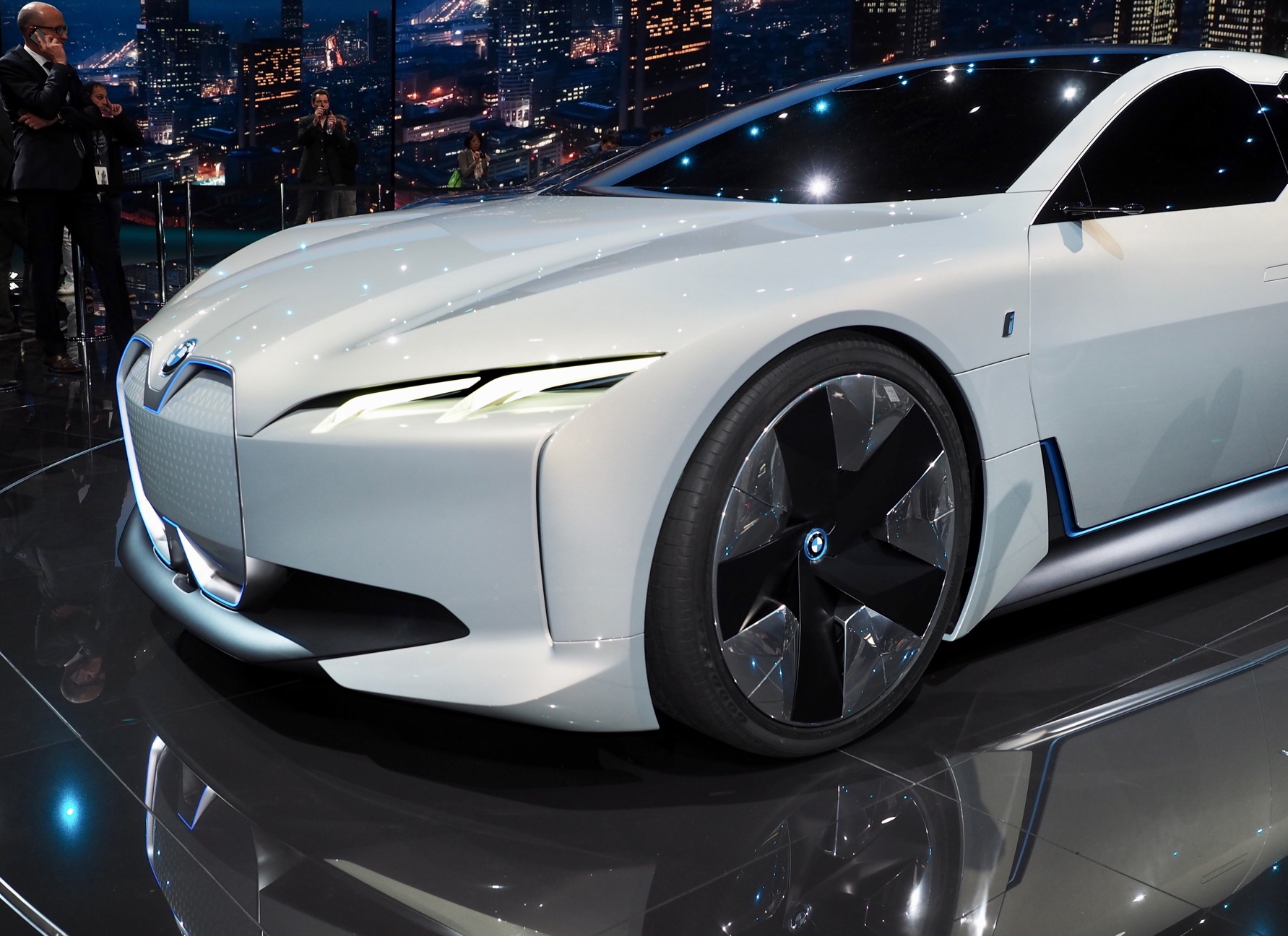 [Video] Live: BMW i Vision Concept - BMW.SG | BMW Singapore Owners ...