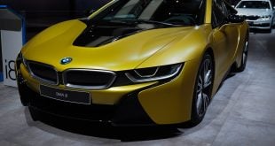 Frankfurt Auto Show: BMW i8 Protonic Frozen Yellow Edition