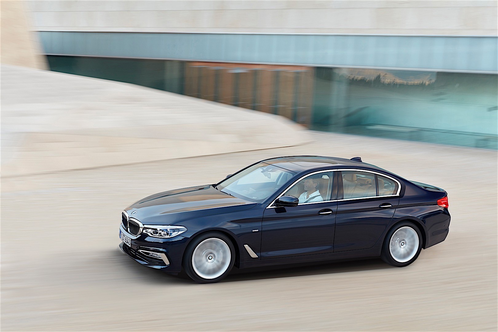 BMW Vehicles Decreased 3.4% in U.S. in October