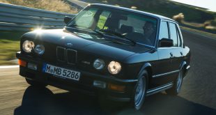 The Iconic E28 BMW M5 Photoshoot in Portugal