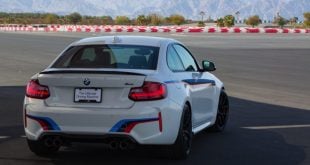[Video] BMW M2 vs F90 BMW M5. Which is Faster?