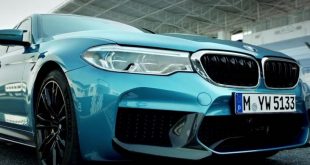 [Video] BMW M Colours: BMW M5 in Snapper Rocks Blue