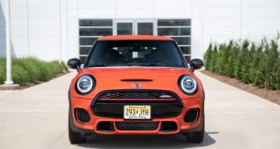 [Video] Hot Hatch Competition: Can the MINI JCW stand out?