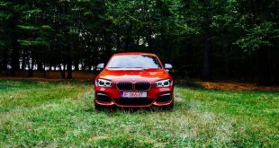 [Spy Video] BMW M140i vs Seat Leon Cupra R