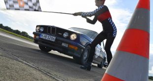 Legendary vehicles from Bavaria greces the â€œCreme 21 youngtimer rallyâ€