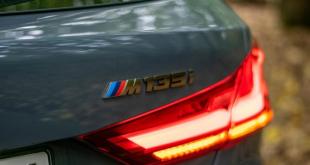 [Video] BMW M135i xDrive vs Audi S3 Acceleration