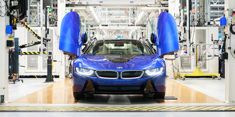 The Thrilling Finale for the BMW i8 Coupe and Roadster - Image 3