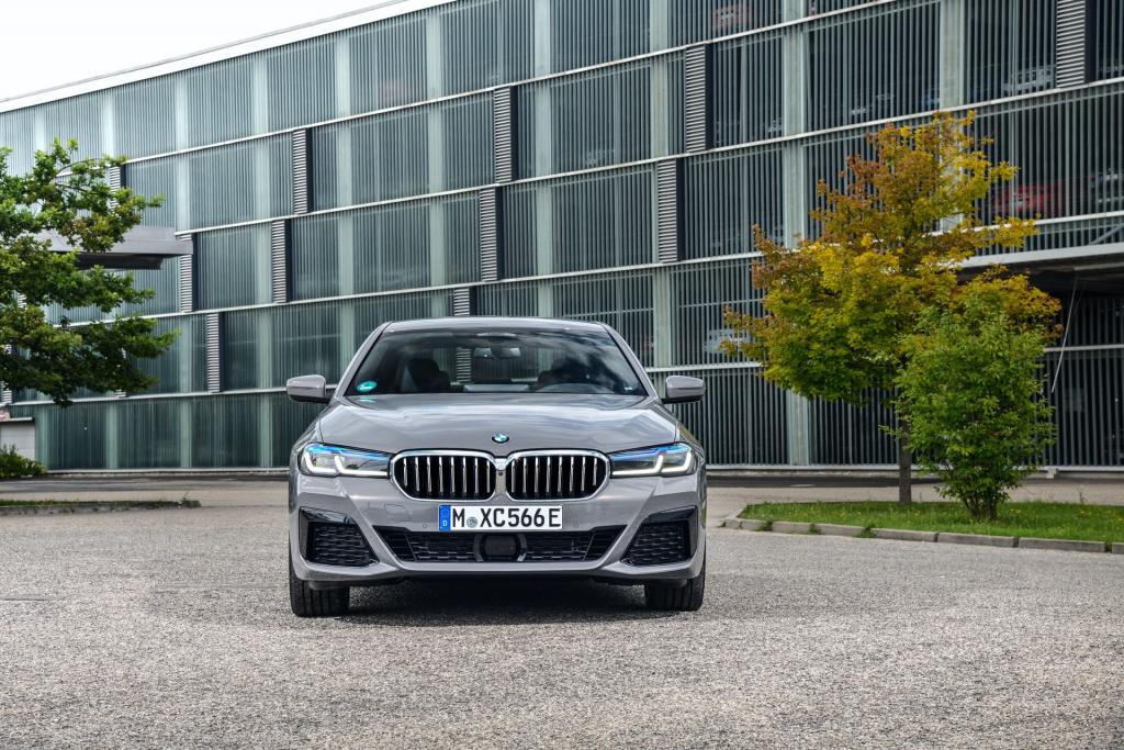 First actual photo of 2021 BMW 545e  from Germany