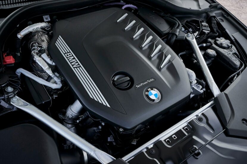 New photo gallery of 2021 BMW 530d xDrive Touring LCI - Engine