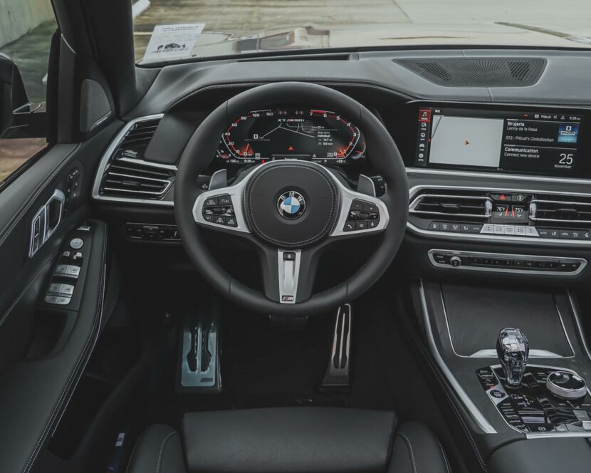 2021 BMW X7 M50i - Interior Dash