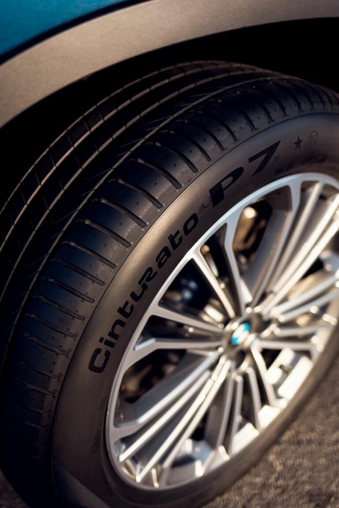 Pirelli tailor-made 78 OEM fitments for BMW 8 Series lineup