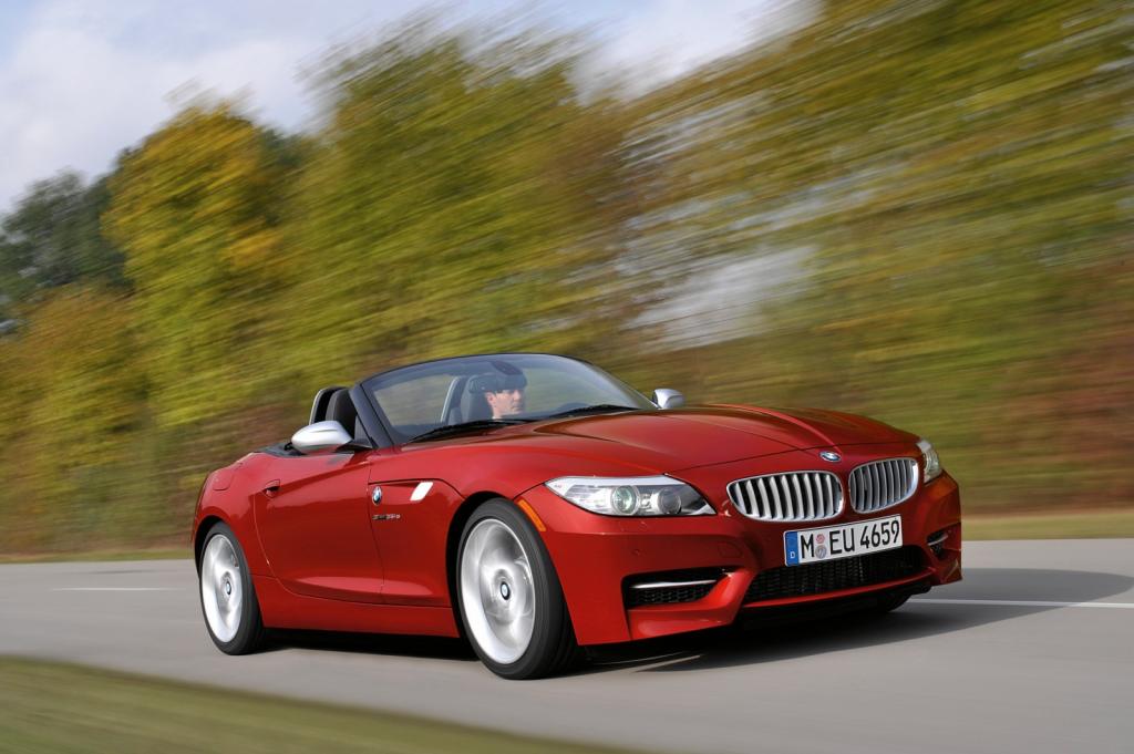 Retro Convertibles: BMW Z4 gets compared against its rivals