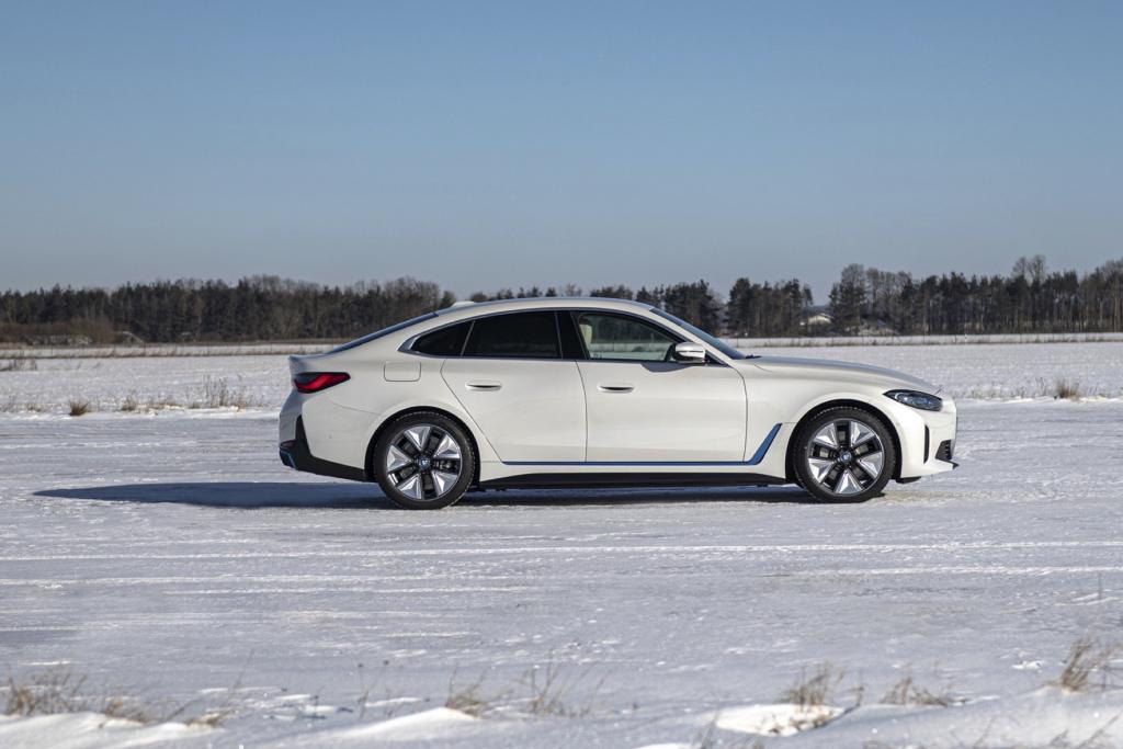 New BMW i4 Gran Coupe Seen Snow Driving