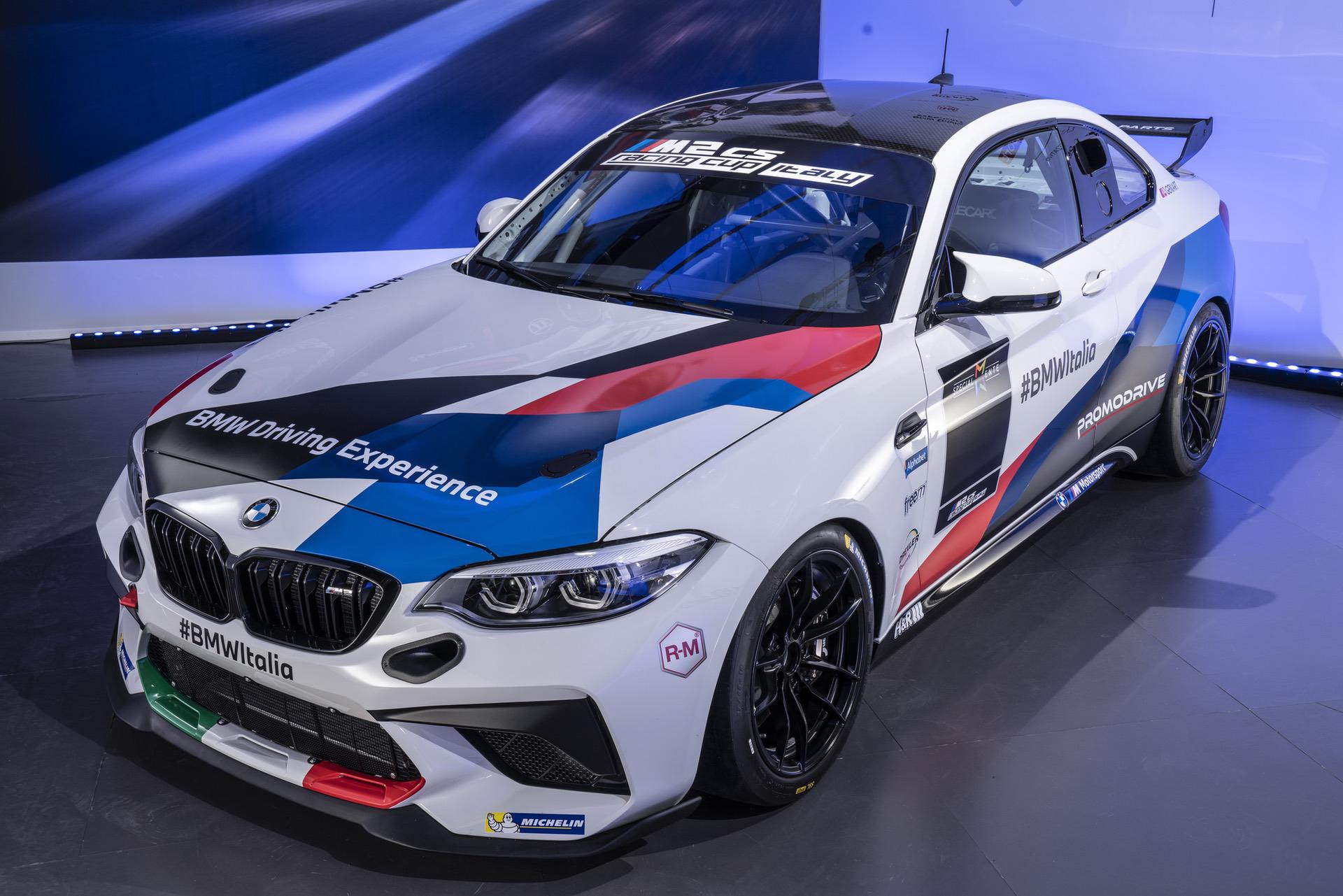 Bmw M2 Cs Racing Cup Italy Phenomenal In New Photos Bmw Sg