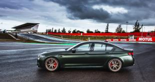 Video-BMW-M5-CS-vs-Audi-ABT-RS6-R-in-a-drag-race