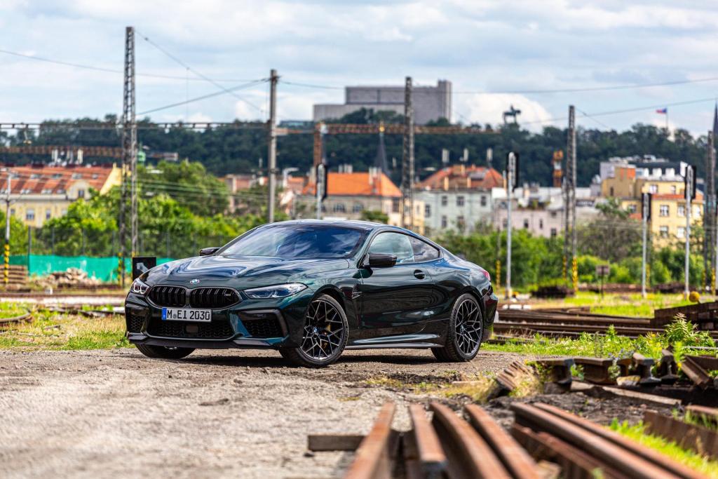 CarBahn-tuned BMW M8 Coupe: Pumps out 824 HP