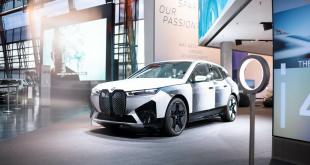 [VIDEO] BMW iX finally comes with Color-Changing body