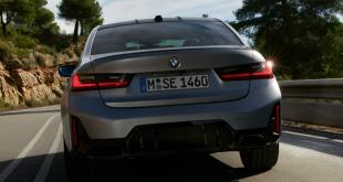 [VIDEO] Watch the 2023 BMW M340i Boast Its Optional Carbon Roof
