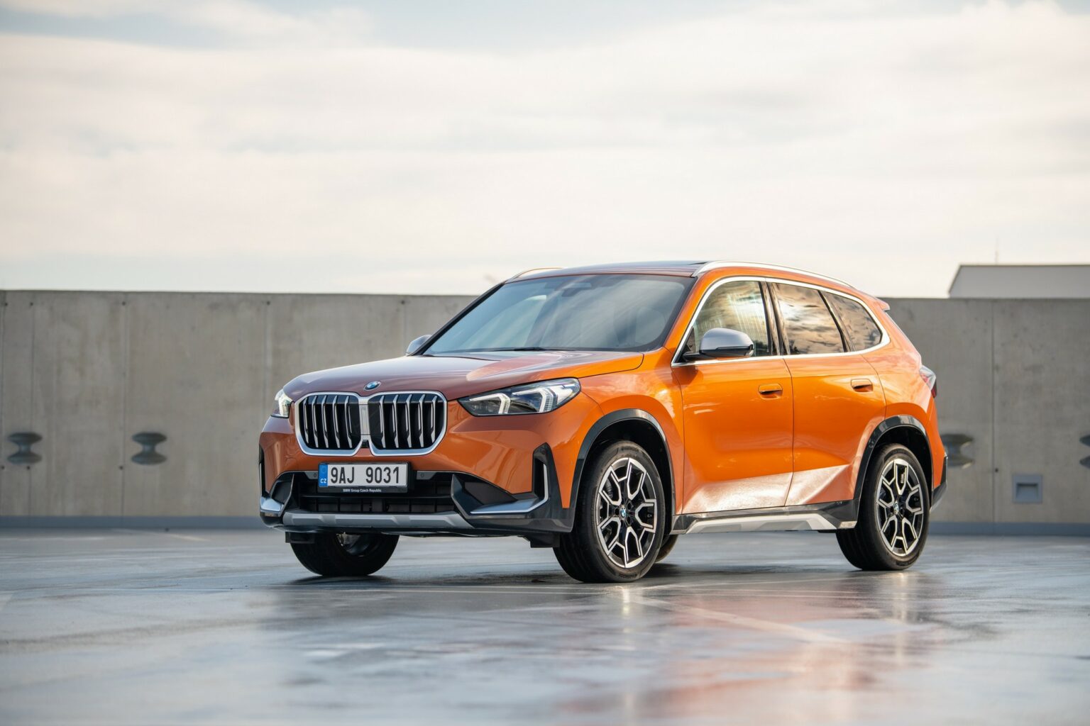 2023 BMW X1 xLine Snapped in Utah Orange for Czech Launch