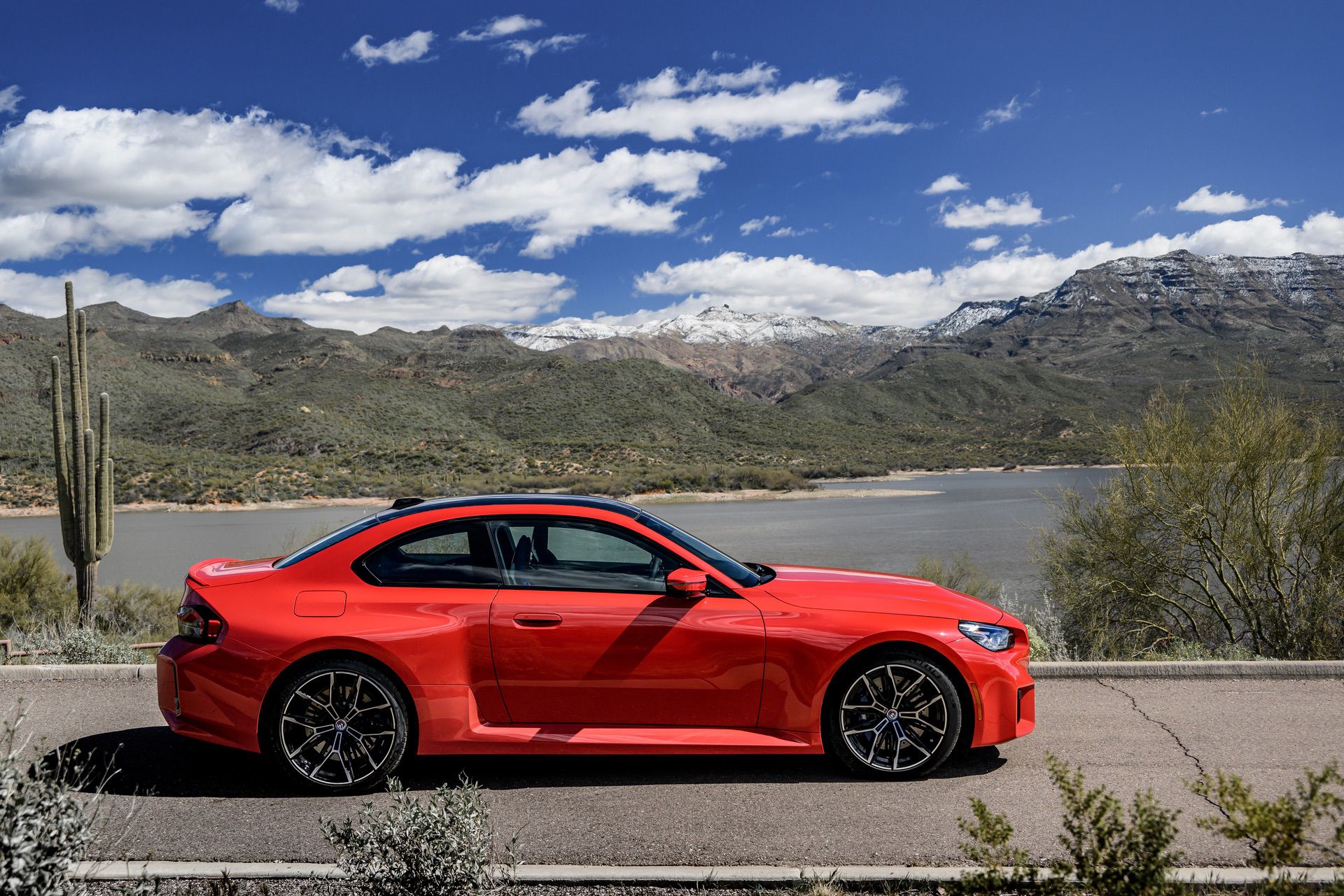 [Video] BMW M2 vs. M3 Can the Underdog Compete? BMW Singapore